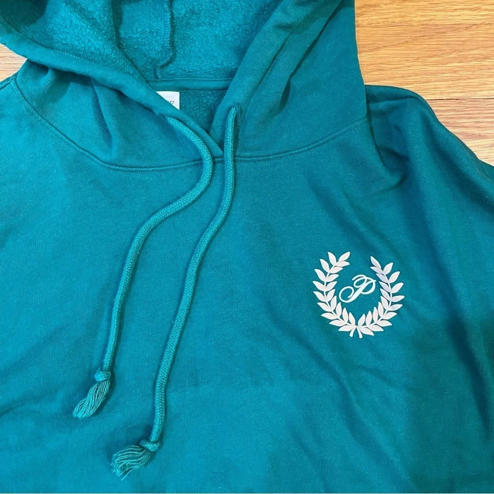 PINK Victoria’s Secret Crop Hoodie Sweatshirt in Green - Size Medium